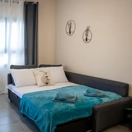 Sunday's Apartment Paralimni