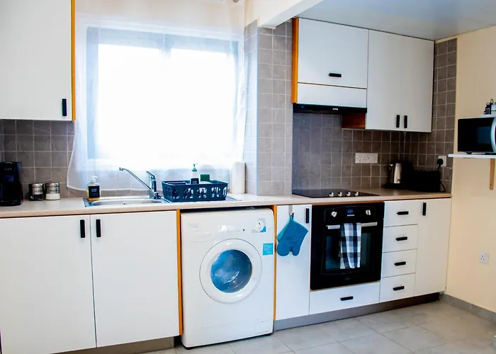 Sunday's * Paralimni