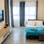 Sunday's Apartman *