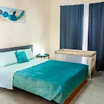 Sunday's Apartman Paralímni