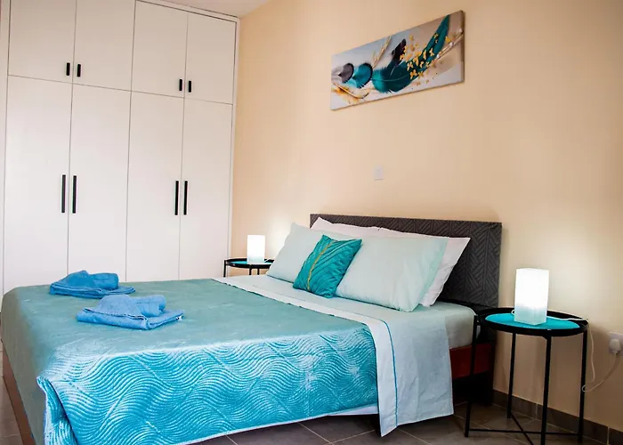 Sunday's * Paralimni